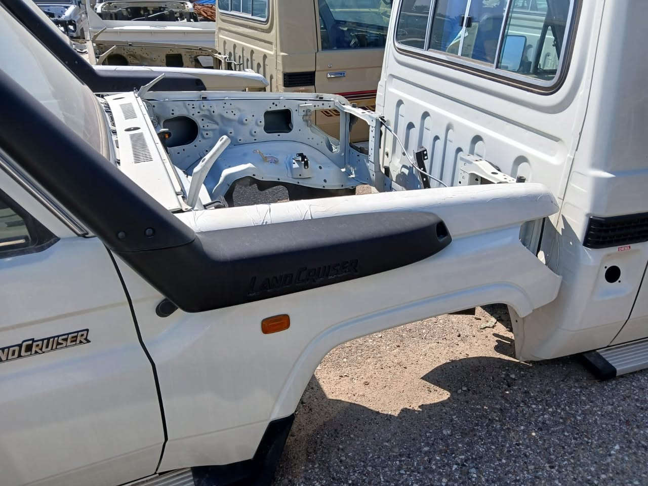 السلام عليكم بدي وقمارة شاص حوثيه بلادي
متوفر هياكل قماره وبدي شاص حوثيه جديد وكاله شرط بلادي وادواتها من دبلات فلنجات دسكات مازدات دعاميات الخ وايضاً بلادي شرط  متوفر كميات بيع جمله ومفرد 
مكاني اوب غريب شيحه او بغداد الكاظميه 
للتواصل 
***********
***********
