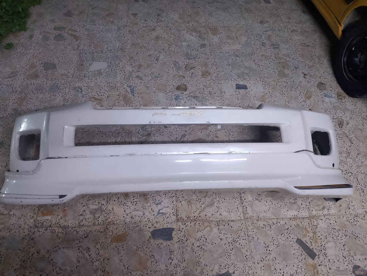 سلام عليكم دعاميات لاندكروز 11 و12 سعر الوحدة 80الف مكاني بغداد ***********
