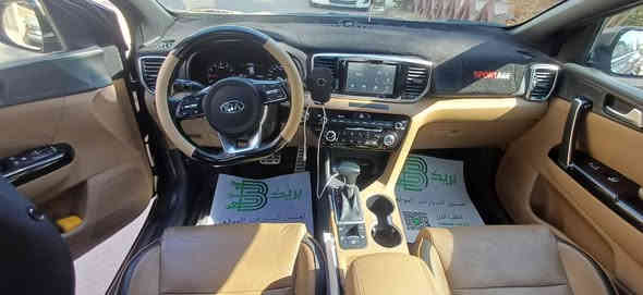 السلام عليكم
كيا سبورتج ٢٠٢٠ خليجي جي تي لاين للبيع 
مواصفات فول ١/١ مكينه ٢٤٠٠ 
اكييد الكل يعرف الجي تي لان شلونها
بدون حادث  مواصفات
بانوراما 
تحكم استيرن 
مري شفط 
حساس امامي خلفي 
شاشة كبيرو شاشة اعطال كامرة 
هاند بريك كهرباء 
صندوق كهرباء 
كشنات جلد 
السيارة خير من الله مكينه وكير وصدر 
ماشية ١١٣ وقابله للزيادة مكاني بغداد شارع فلسطين السعر ٢٠٥٠٠$ وبيها مجال للشراي 
للاستفسار ***********
مكلف بالنشر
