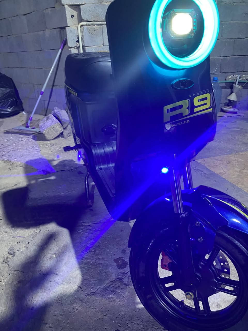 R9 2025
بـطاريت 32v جدد
بالباكيت
ملف 1500
350 قفل 
العنوان شط العرب 

***********
