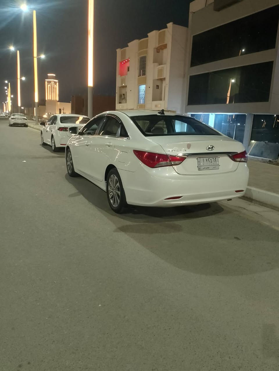 سلام عليكم للبيع سوناته موديل 13 السياره بيها صبق صفحه بدون دواخل   محرك كير تبريد كفاله جاهزه مابيها نقص اكلوب سعر 115مكان الرمادي ***********
