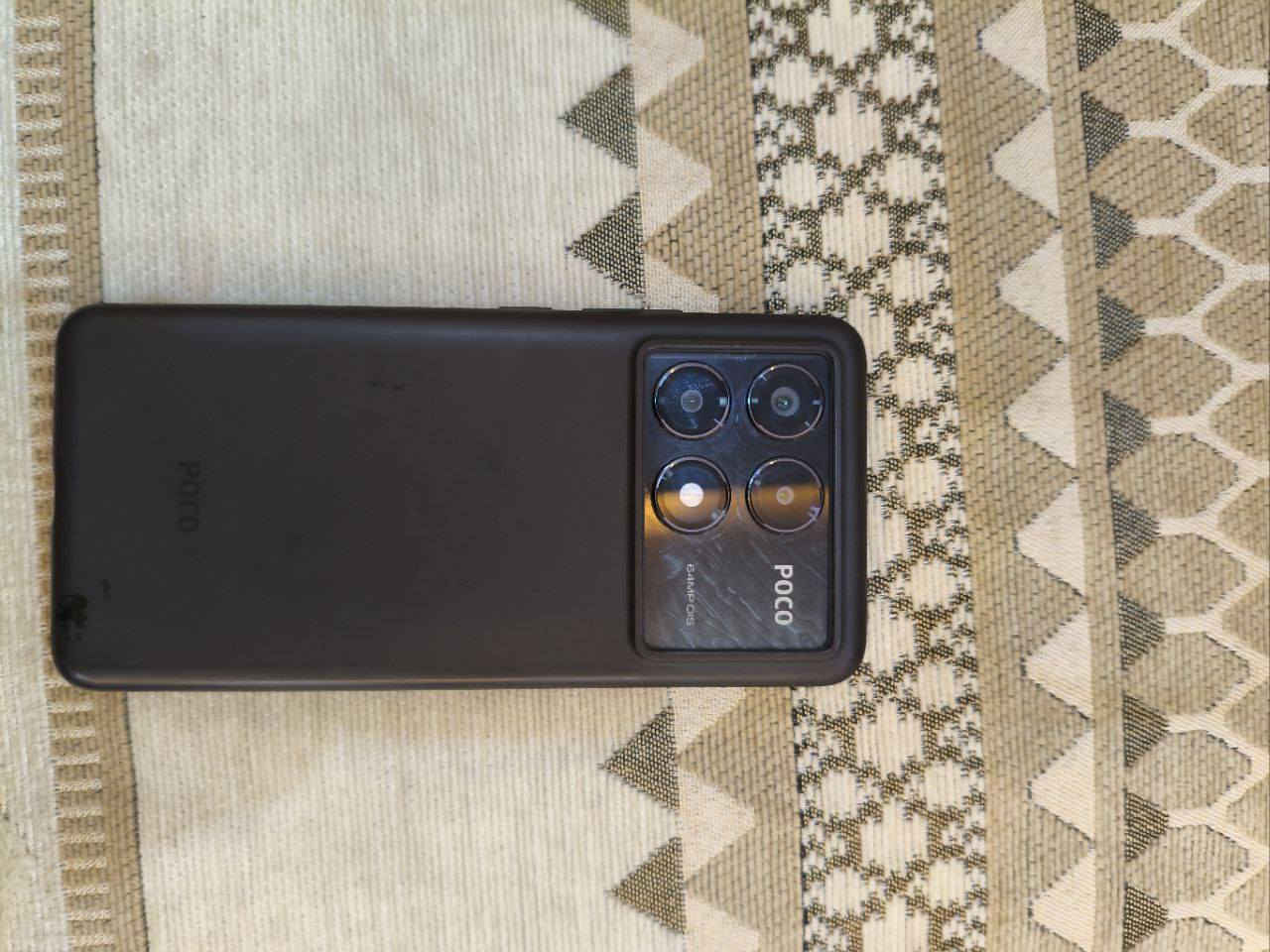 السلام عليكم بوكو pocoX6 pro ويا كارتونه ذاكره 512 لون اصفر العنوان ابي الخصيب  السعر 275قفل للتواصل ***********
