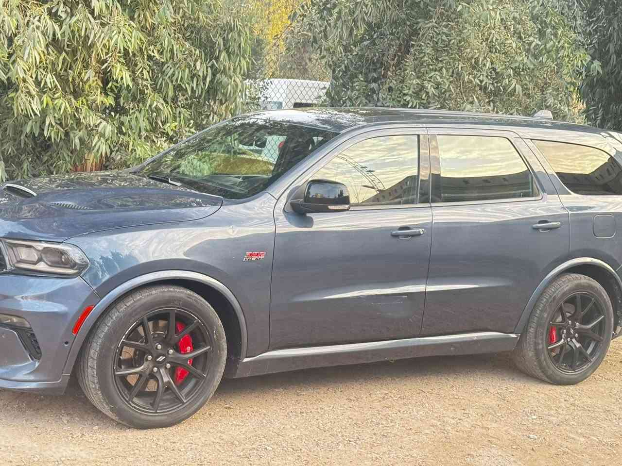 دورنكو امريكي 2019 للبيع فول واحد على واحد
سيارة حرة رقم بغداد 
حادثها بامريكا جاملغ امامي جهة السايق فقط +طخة خفيفة باب سايق باقية على. وضعها مامسويها 
غير هل القطعتين سيارة كفالة عامة من كلشي
مداور ثاني يوم اداورلك 
صورالحادث بالمنشور 

مواصفاتها
مكينة 5700 
كشنات vip منفصل 
بصمة تشغيل 
بانوراما 
جنطة كهرباء شفط 
4قطع تبريد
مقاعد كهربائي جلد 
 كاميرا دوارة 
نقطة عمياء 
مانع نزلاق 
رادار جانبي 
حساس امامي خلفي 
لايت زنون اوتو 
بيبان بصمة 
ثلاث انظمة قيادة 
شفتات رياضي 
مثبت سرعة 
كزوز رياضي
سعرها 240 وبيها مجال
0773 957 2016
