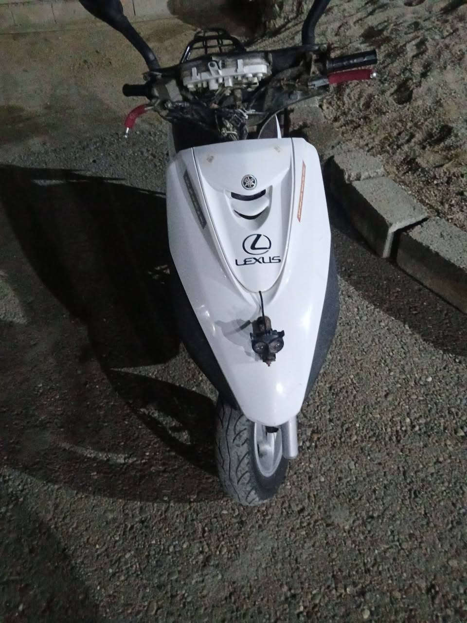 اكزز ب٧٠٠ استفسار م.*********** وبيه مجال للشراي @
