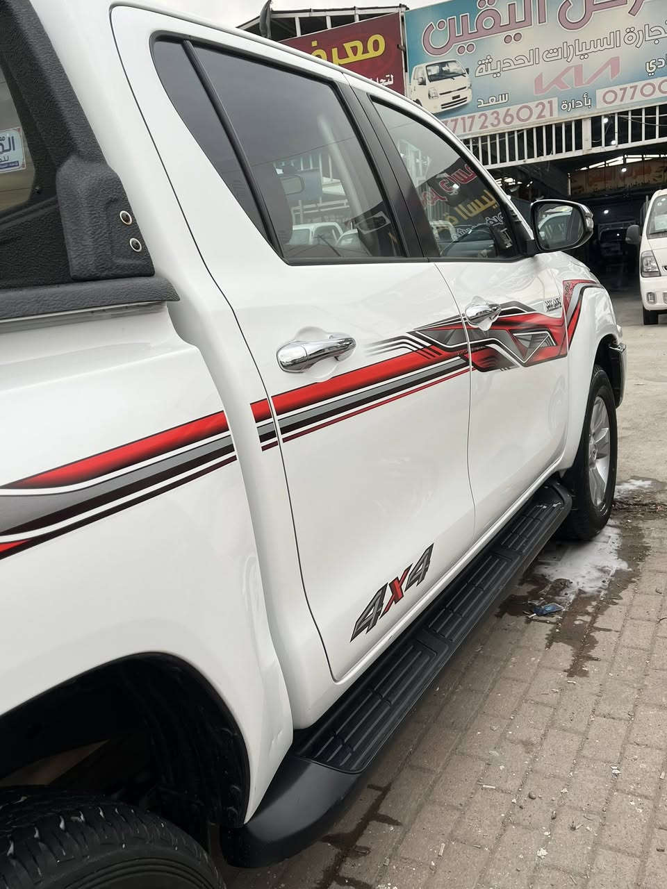 بيكم هايلوكس 2017 سياره جديده بيهه شويه صبخ بصفحت البدي مكينه مكفوله صدر جديد دوشمه جديده تخم تاير سياره ما متعوبه كير اكسل كفاله مكان بغداد سعر انتصل ‭0771 723 6021‬
