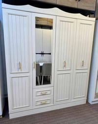 كنتور ٤ باب • عرض ٢٫١م • ارتفاع ٢٫٢م