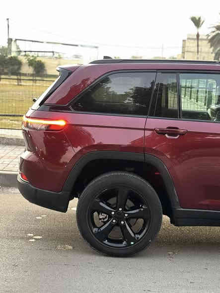 سلام وعليكم جيب موديل 2023 (5) راكب المرغوب فول ١/١ اعلى مواصفات بلاك توب تجي فتحه فور ويل داخل جلد ومخمل شاشه كبيره تدعم الكار بلي لد حاجب خليجي فول مواصفات ماشيه 18اخت الزيرو سياره جديده جدا مكينه وكير وصدر وتبريد على وضع الشركه برغي ممفتوح بيهة حادث سطحي بدون اي دواخل مكفوله ضربتهة مو قويه طخه بسيطه السعر 284💢وبيهة مجال جدا بسيط مكاني بغداد حي الاطباء رقم بغداد بسمي هزه وسنويه ورقم جديد للاستفسار ***********
