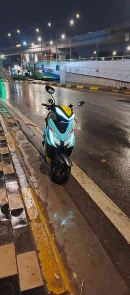 سلام عليكم عندي دراجه شحن سكنس موديل 2026 ملف 3000 ماشيه 1000 اريد راوس دراجه ناريه سعر 750الف هذا رقم الهاتف واتساب ***********
