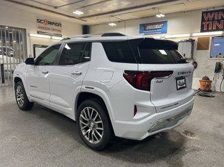 #للبيع جي إم سي تيرين دينالي 2026
السعر 40 الف دولار 
شامل كمرك وشحن ورقم شمالي 
كلين تايتل 
ممشى 5ميل 
اللون الخارجي ابيض
اللون الداخلي كريمي 
محرك بنزين توربيني رباعي الأسطوانات سعة 1.5 لتر
ناقل حركة أوتوماتيكي بثماني سرعات
دفع رباعي
مدة الوصول 50 يوم لتواصل خاص


**إذا كنت صاحب هذا الإعلان وتريد حذفه لأي سبب، رجاءا أرسل رسالة إلى الدعم الفني**