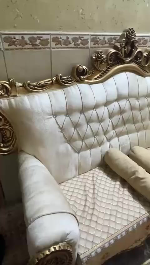 تخم ملكي للبيع
نظافة 100 
مع طبلات 
العنوان ديالى - خالص 
السعر - 600


**إذا كنت صاحب هذا الإعلان وتريد حذفه لأي سبب، رجاءا أرسل رسالة إلى الدعم الفني**