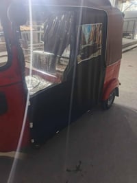 تكتك ١٨نضيف مجفت جديد اسعر ٥ملاين وبيه مجال رقم وسنويه رقم  0780326362...