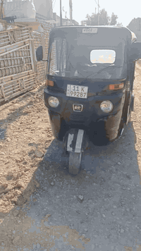 تكتك موديل عشرين لا ضربه ولا صبغ تكتك حلوه بس بوشه وبستم فقط محركه كلش حلوه تخم تاير جديد العنوان بغداد نهيت حيور سبع قصور *********** السعر 5900 أبيه مجال شي قليل
