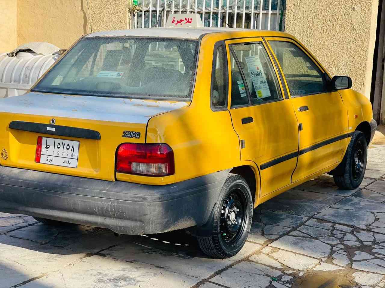 للبيع سايبه موديل 2011 رقم بغداد الماني تحويل مباشر كير ومحرك مكفولات تخم تاير شواصيه نضاف موضحه بالصور الكشر شوفت العين سنويه مجدده مصفره هيئه وغرامه السعر 24 وبيه مجال مكاني بغداد رقم ***********غير متواجد خاص .
