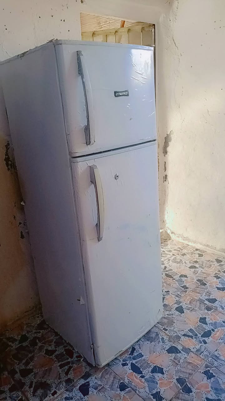 ثلاجه للبيع ب ١٢٥ وبيه مجال شرط الشغل وابد مداخله تصليح بس هاي مغلفينه بجلاد تكدر توخره


**إذا كنت صاحب هذا الإعلان وتريد حذفه لأي سبب، رجاءا أرسل رسالة إلى الدعم الفني**