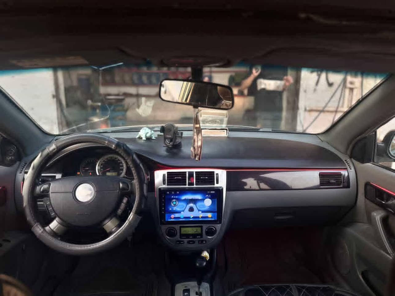 السلام عليكم فورنزه للبيع موديل 2007
سيارة خير مـטּ اللۿہ  كير مكينة ترايك وين ماجان 
تدفئة تبريد شغال باسمي مكانهة الرستمية  
تحتوي ؏ شاشة وانارة محيطية دشبول واربع بيبان 
وتحتوي ؏  بانوراما 
مري شفط 
تدفئة بلكشنات الامامية 
للاستفسار ***********
