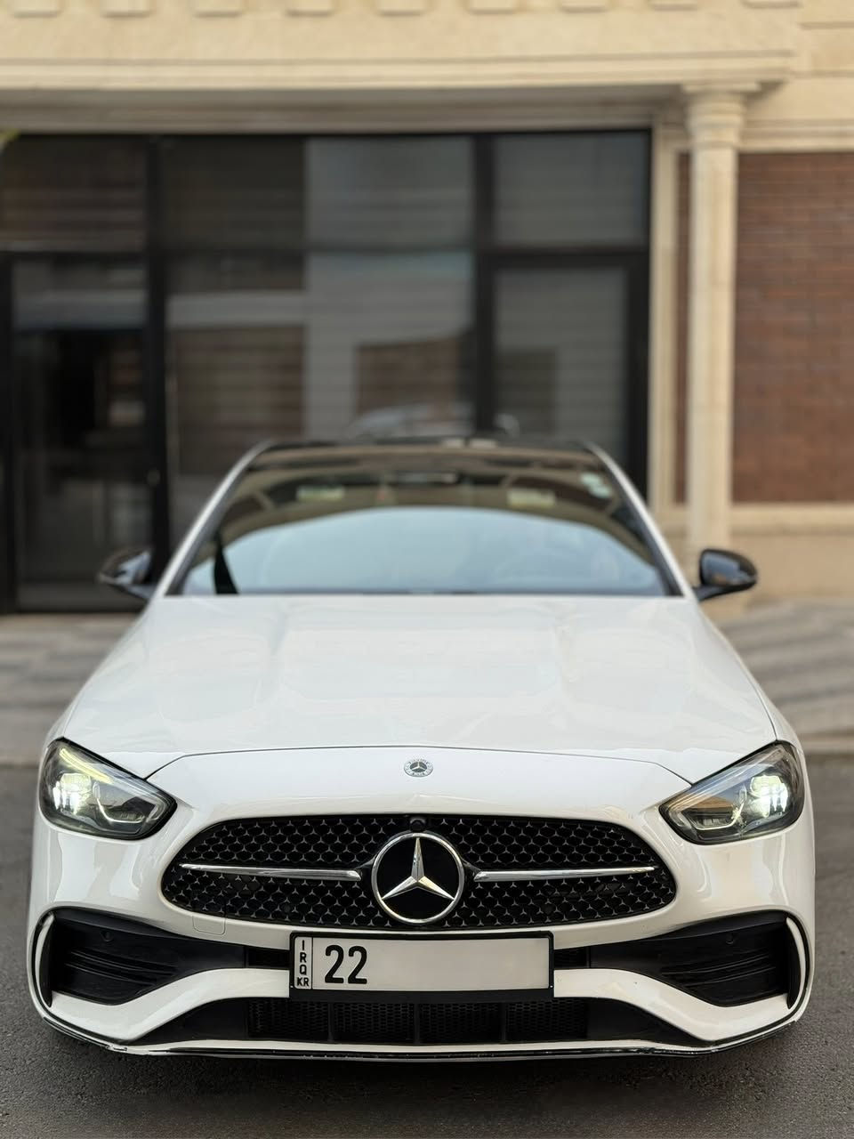 للبيع ب سعر البلاش مارسيدس C300 2023

 رقم اربيل الدولي باسمي تحويل ثاني يوم 
شاشة وسطية كبيرة 11.9 إنش عمودية
 • شاشة عدادات رقمية 12.3 إنش 
 • نظام MBUX الذكي مع أوامر صوتية
 • إضاءة داخلية محيطية 64 لون
 • مقاعد جلد كهربائية مع تسخين
 • ذاكرة للمقاعد
 • بصمة شخصية لتسجيل إعدادات السائق
 • شحن هاتف لاسلكي
 • نظام صوت Burmester  Apple CarPlay
Android Auto
 • بلوتوث
Wi-Fi Hotspot
 • نظام ملاحة ذكي
 • كاميرات محيطية 360 • مكابح طوارئ أوتوماتيكية
 • مراقبة النقطة العمياء
 • تحذير مغادرة المسار
 • مساعد الحفاظ على المسار
 • رادار أمامي وتثبيت سرعة متكيف
 • كاميرا خلفية
 • حساسات ركن
 • نظام ثبات إلكتروني مصابيح LED عالية الأداء
 • سقف فتحة 
 • جنوط ألمنيوم 
 • مرايا كهربائية قابلة للطي
 • فتح وتشغيل بدون مفتاح
السيارة بيها اضاءة اكثر من 22 لون بيها كلش هواي مواصفات ماينعدن 
السيارة حادث امريكا 5 قطع  صبغ اثر طخات  مو حادث طخات بسيطه كلش 
السعر 285 وبيها مجال 
مكاني بغداد الكرخ 
للأستفسار الاتصال على الرقم 
***********
