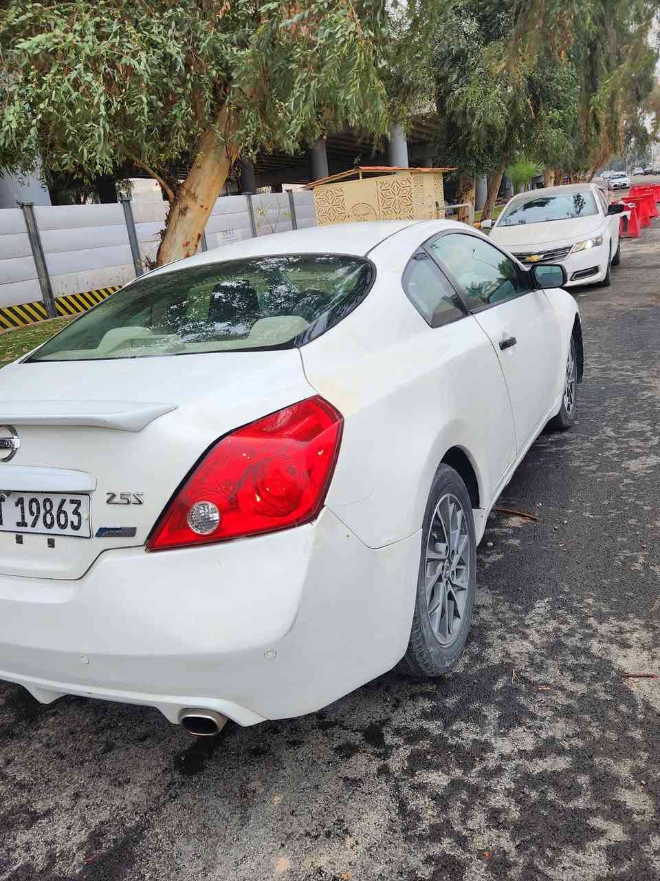 نيسان التيما موديل 2010 تك باب كوبي
رقم بغداد دولي جديد ماشيه 110000
سنويه 2030 غرامات مصفرة 
كير مكينه بلادي ،محرك 2500. 4سلندر 
تبريد تدفئه شغال تبريدهة يخبل 
بيهة سستم صوت خيالي
السعر 63 المكان بغداد حي الجامعة 
رقم الهاتف ***********
