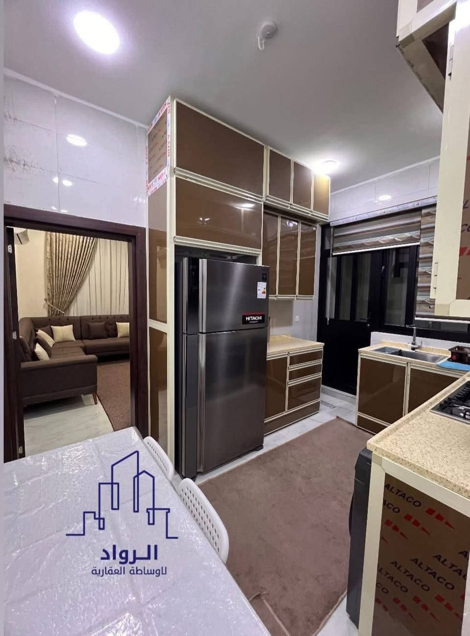 للايجار في السيدية
طابق ارضي مؤثث بالكامل مساحة 120 متر زيرو

يحتوي على ثلاث غرف نوم وصالة ومطبخ وخدمات 

الايجار مليون وربع

للاستفسار ***********
