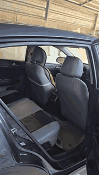 السلام عليكم 
سياره سبورتج 2017 وارد أمريكي 
ضررها مثل ماموضح بالصور
مكان السياره الرمادي 
السعر 145
ه‍/***********
