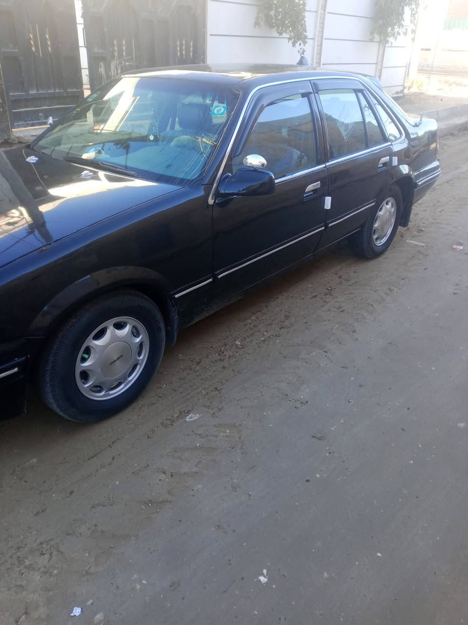 السلام عليكم من رخصت الادمن برنس للبيع موديل 96 كامله من كلشي متخلي عليها الف فقط كمبريسر مال تبريد غيرها كلشي مابيها مصبوغه جماليه لا ضربه ولا كلشي فقط جراد ونصبغت لا اكثر شاشه بيها عدى الكامرا رقم انبار الدولي هزه جديده سنويه لل 30 واني باجر متواجد بمعارض العامري ب 7 كيلو السعر 40 وبيها مجال رقمي *********** مكاني شارع ستين الرمادي بسبب الوعود الكاذبه
