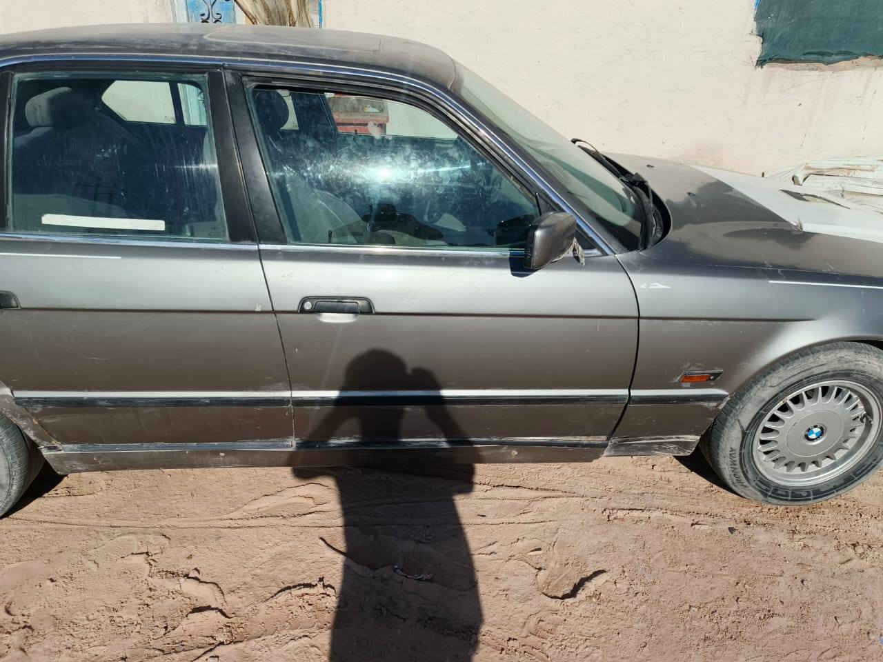 السلام عليكم سياره BMW 520 مكينه مسكر وكير عادي رقم بصره سنويه 27 كهربائيات كلها شغاله تبريد شقال بس الفان فاصل كهربا وما سويته حداديه نص عمر لايت زنون تخم تأيرات كشنات كهربأي السعر 42 وبيها مجال لطيبين ترايك اربيل وشرط ميتين الاستفسار وتساب ***********.............***********
