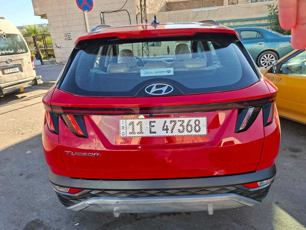 توسان موديل 23 خليجي مكفول من الصبغ فقط بارد بل صندوق ماشيه 87كليو رقم جديد مواصفات
بصمه 
جلد ابيض
 بردات بلاده
محرك 200 دوش 
هند بريك دكمه
السياره مسوي ادامه كامله اله قبل سبوع 
السعر مناسب جدا 
***********
