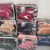 متوفر #فرشات نفرين باقي اخر قطع للحجز والاستفسار مراسله الصفحه بيتكم 0...