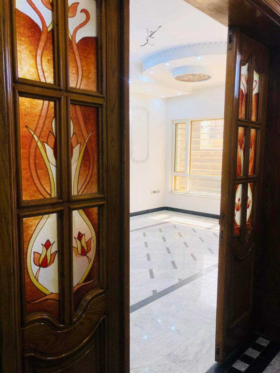 سلام عليكم
دار البيع في منطقة البلديات المضمار شارع الحشد المساحة 150 متر واجهة 10 و نزال 15  

4 غرف نوم  
وستقبال
 وحولي 
ومطبخ حديث 
منور البيت متكامل 
للتواصل الاتصل على رقم 
***********
واتساب
