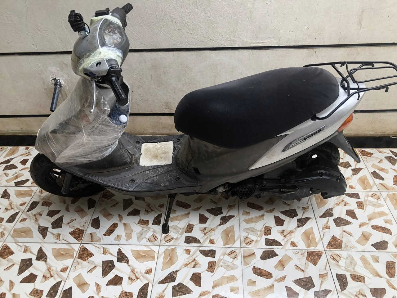 متاح دراجه ادرس ياباني مكان بغداد الدوره ***********
