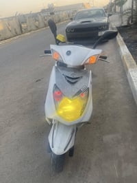 سلام وعليكم  سكنس فحل نضيفه حيل وكلشي شغال بيها من غير الكيجات  لستيرن...