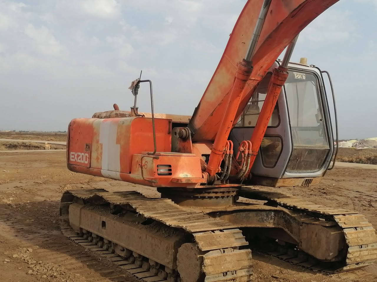 السلام عليكم 
حفار توو مكفوله من مضخه مكينه حداديه رقم مكينه من فيز مسيان العماره البتيره رقم الهاتف ***********
