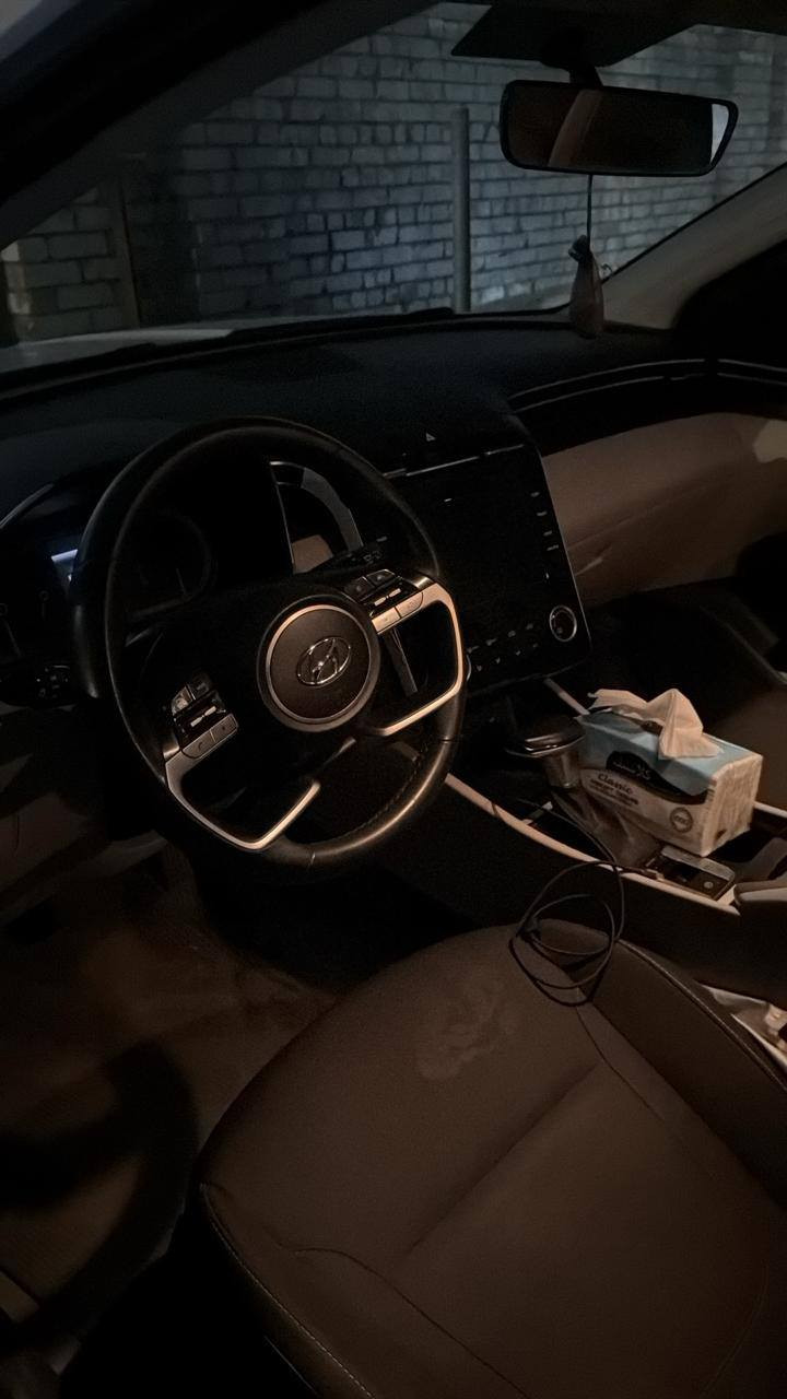 للبيع توسان 2023 
السياره كفاله بس بل باب رصعه
مكينه وكير جدد تبريد ثلج 
رقم اربيل الجديد 
السعر ب 205 وبيها مجال 
الرقم ***********
مكاني بصره شط العرب
