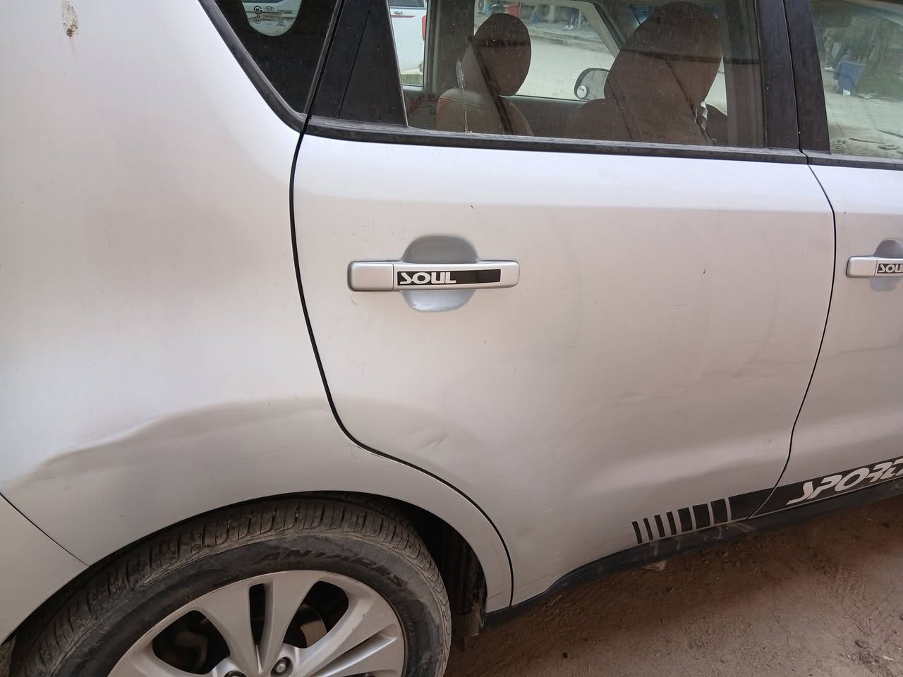 السلام عليكم
سول للبيع ١٥ أمريكي
ارضيه جلد
كشنات جلد
حادث جاملغ وباب خلفي كلير
تدفىه تبريد شغالات باسمي تحويل ثاني يوم
محرك ٢٠٠٠ GDi
ماشيه ٩٢ ميل
***********
