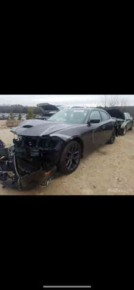 جارجر مديل ١٩ باسمي رقمها حلو
جي تي اصل سوبر تراك بدون فتحه
بيها جاملغ وبنيد 
وباقي تفاصيل بسيطه سياره جاهز كير مكينه
ماشيه ١٨٠ الف كيلو
سعرها ٢٠٥ وبيها مجال
***********
***********
