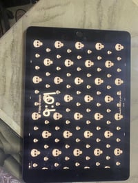 ايباد 7 جديد بعده زلغ مابي بصمه شغاله بطاريه 89 الذاكرة الداخلية 32  ب...