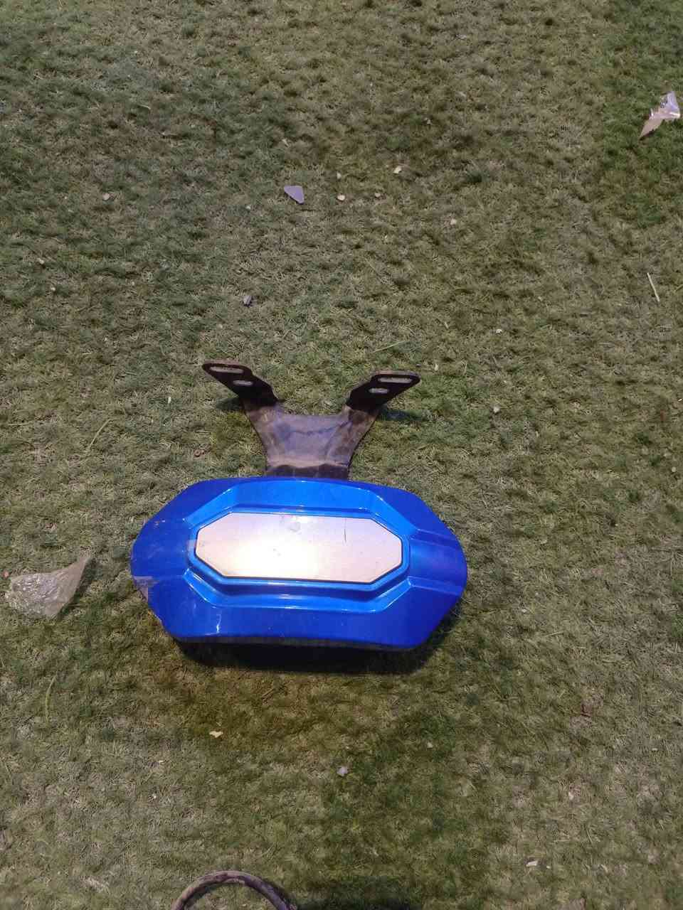 غراض للبيع فقط يراد تنضيف كله شغاله للبيع وبعد أكو غراض ليحب يكول شمحتاج قيم بالله يرضه بي  وأعلى سعر ابيع  ***********
