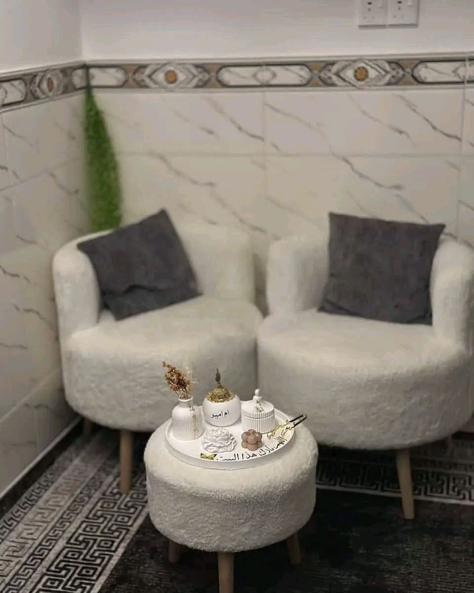 يمنه وبس 

سيت كراسي عدد 2 مع طبله 

شغل درجة اولى 

خدمة توصيل لجميع المحافظات العراق 

#اثاث #شازلون #كوشات #منزلي #مناسبات #اعراس #ديكور


**إذا كنت صاحب هذا الإعلان وتريد حذفه لأي سبب، رجاءا أرسل رسالة إلى الدعم الفني**