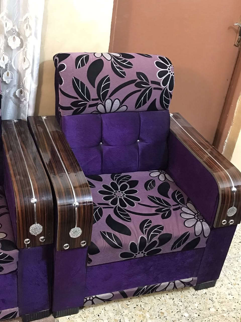 تخم للبيع قنفه وكراسي ثنين


**إذا كنت صاحب هذا الإعلان وتريد حذفه لأي سبب، رجاءا أرسل رسالة إلى الدعم الفني**