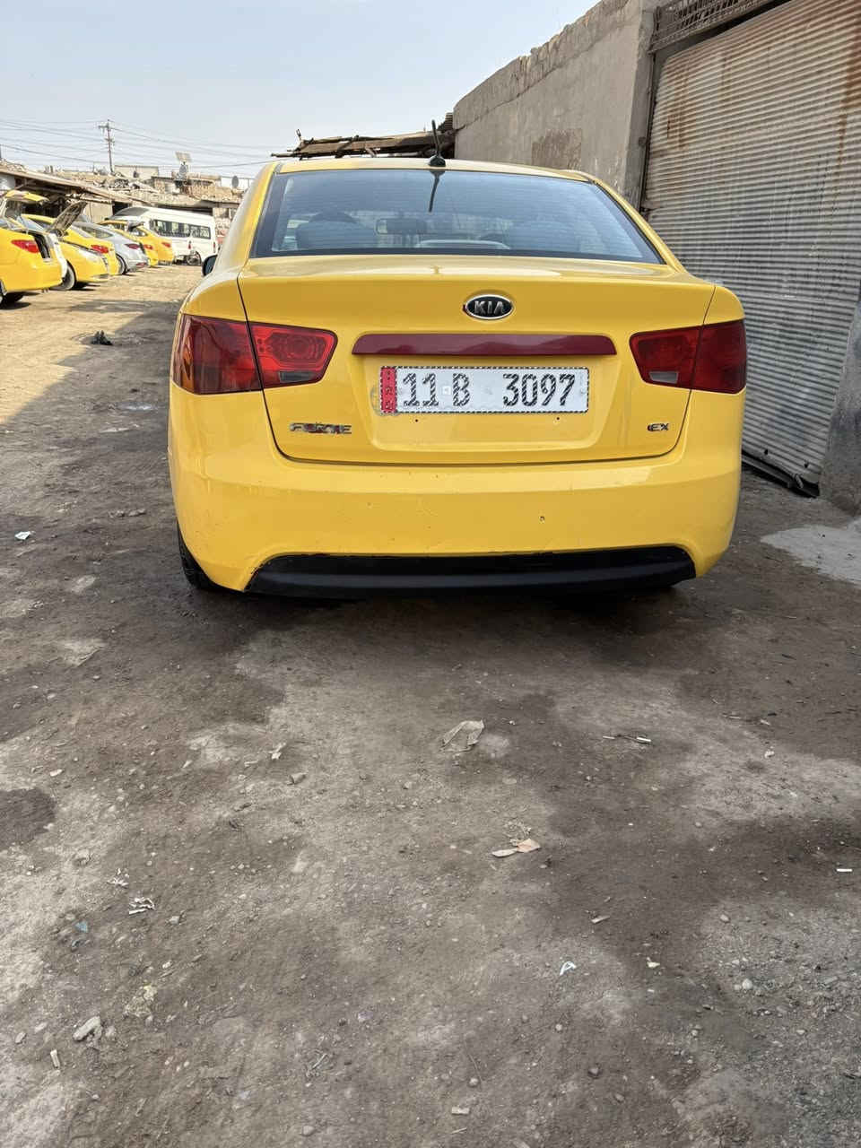 سلام وعليكم
فورتي موديل ٢٠١٣ 
سيارة وارد امريكي حادثها بس مسطرة الغد الفوك صور حادثها عندي سيارة جاهزة مكينة كير تخم تاير صدر امامي خلفي مكينة توها شادها جديدة باسمي سنوية جديدة هزة جديدة لوحات انكليزية جديدة 
للتواصل ***********
