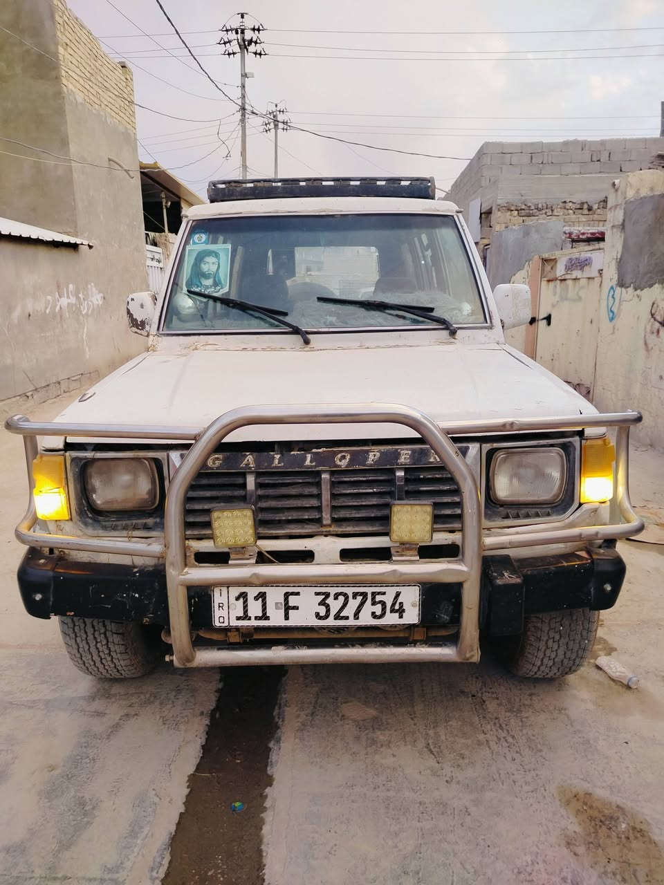 السلام عليكم من رخصه الأدمن كالوبر موديل 96 رقم بغداد نكليزي تحويل مباشر مكينه وكير  ففتي بي تبخير تخم تاير كهربائيات شغاله دواخل نضيفه مكان السيارة بابل الحمزه الغربي 
السعر 29 وبيه مجال 
موبايل ***********
***********
