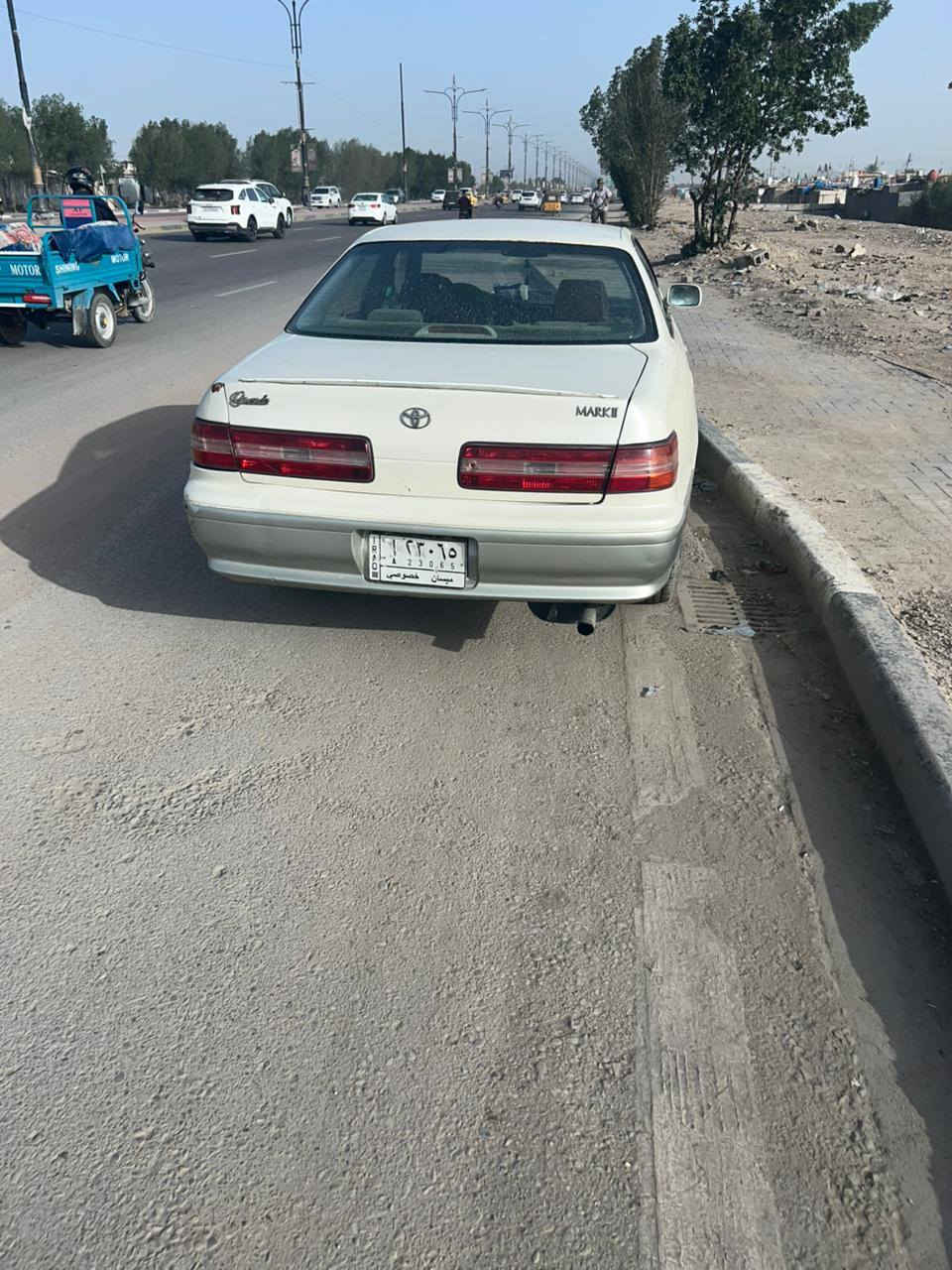 السلام عليكم سيارة مارك صالون موديل 2000 كير مكينة مكفولات مكفولة من نقل جثة كص تبريد ثلج سنوية لل 2026 شهر 7 تنتهي كهربائيات كلها شغالة السعر سيارة 55بيهه مجال بسيط عنوان البصرة موفقية رقم الهاتف *********** بي وتساب
