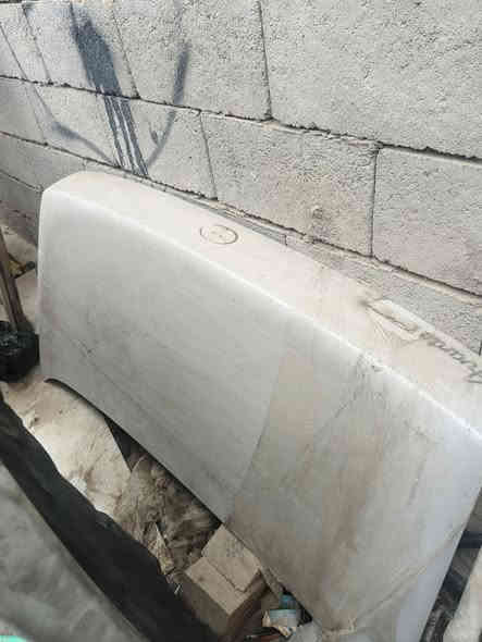 سلام عليكم بنيد وصندوك شيزر نفخ لون لولوي لبيع البصرا ابو لخصيب ***********
