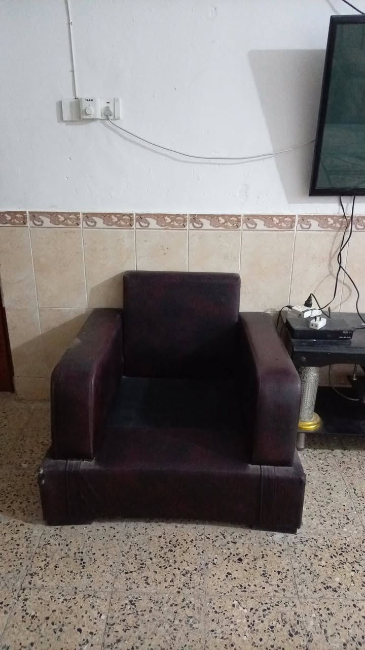 تخم للبيع بي ضرر بسيط بل جلد السعر 200


**إذا كنت صاحب هذا الإعلان وتريد حذفه لأي سبب، رجاءا أرسل رسالة إلى الدعم الفني**