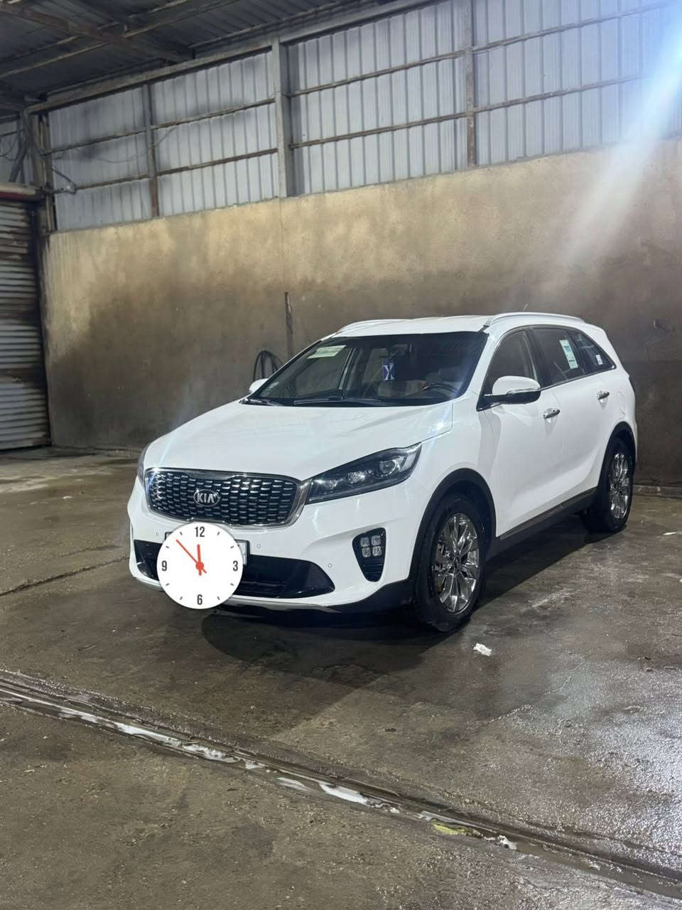 السلام عليكم سورنتو ٢٠١٨ خليحي رقم ذي قار باسمي تحويل ثاني يوم  سياره كفاله  عامه ضربه وصبغ وتبديل فول وحد عله واحد ماعده البنورما محرك 6 سبعه راكب كشنات جلد كهرباء 3 تلث قطع تبريد بصمه بوب الد امامي وخلفي مرايات شفط لسياره جديده لسعر 230 رقم***********
مكاني ناصريه السعر بيه مجال بسيط للشراي
