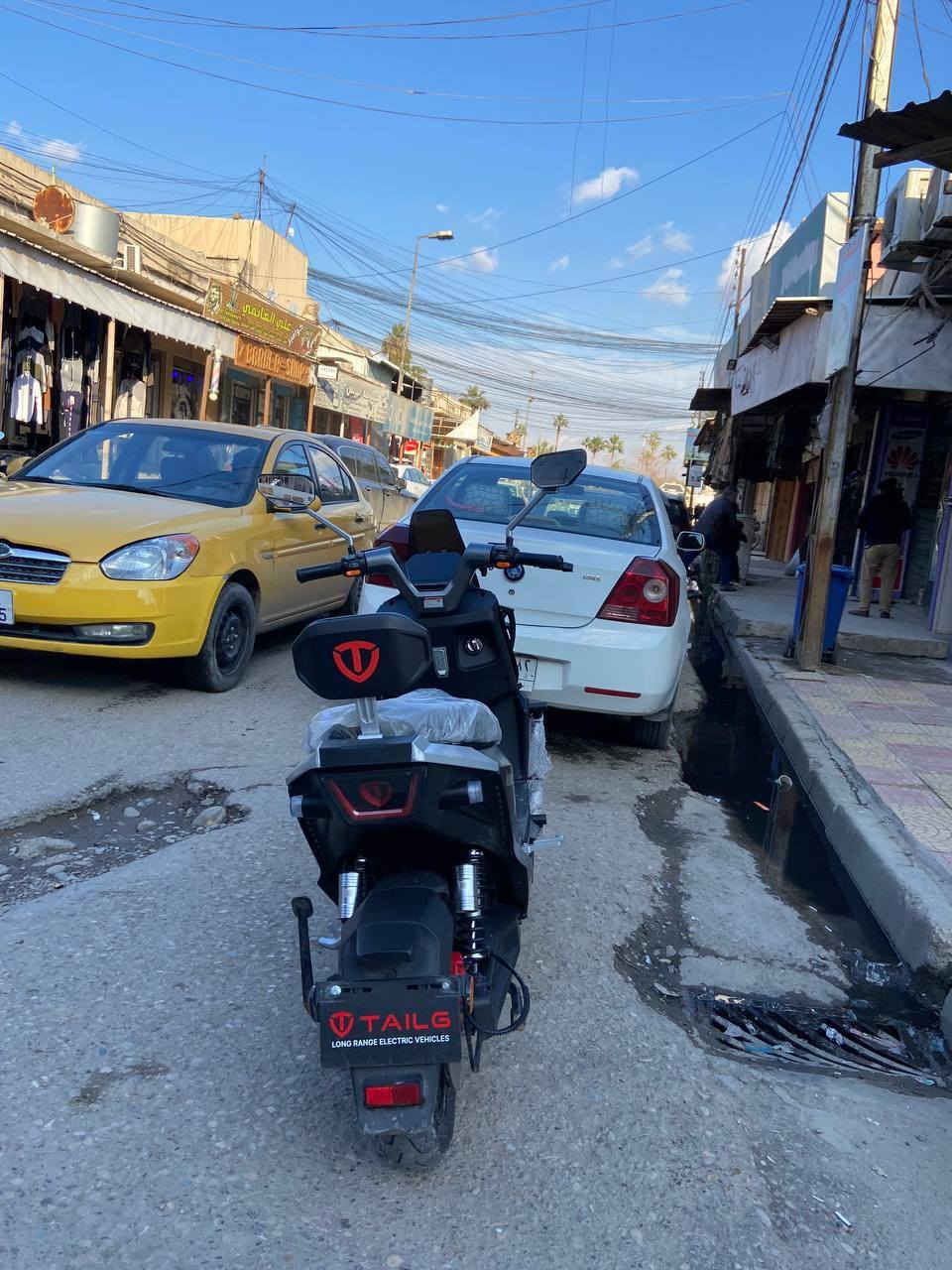 متاح دراجه تالج بومه الوحش 
ملف 2000 
ست بطاريات مسطره 
الون المميز اسود 
ماشي KM 400
تواصل ع رقم مكلف بل نشر 
*********** 
بسعر مناسب
