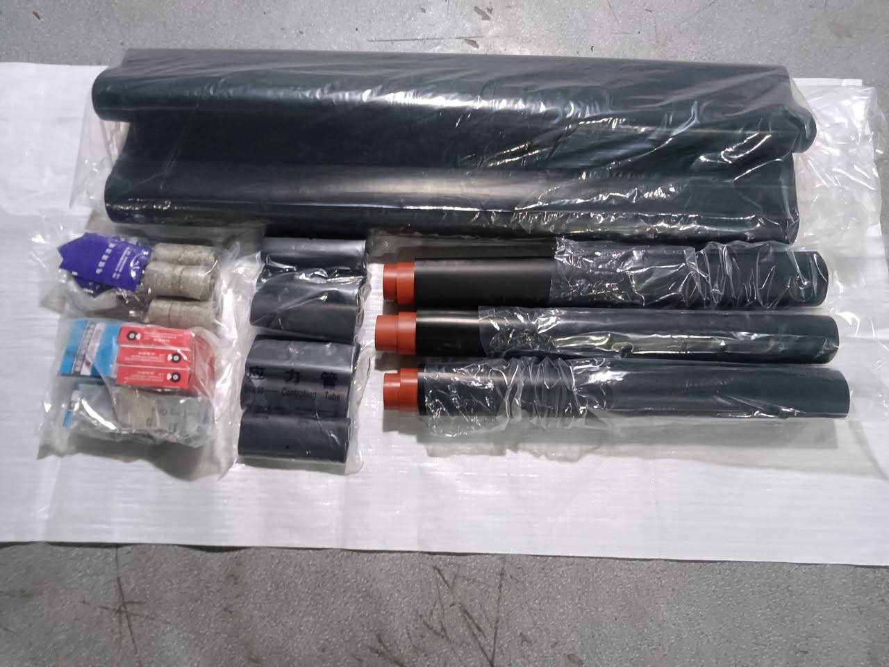 #IntermediateConnectorOfHeatShrinkableCable #PowerEngineering #ElectricalEngineeringMaterial #HeatShrinkableCableAccessory #CableConnector #24kvCableTerminalConnector #ElectricalMaterial #HighVoltageCableAccessory #CableAccessory #110kvCableAccessory #ColdShrinkableCableAccessory
#LightningRod #GroundingElectrode #SoilStick #ElectricianSFootBuckle #ClimbingAnti-slipFootBuckle #ConstructionTool #PayOffPulley #PayOffPulley #LightningProtectionSystem


**إذا كنت صاحب هذا الإعلان وتريد حذفه لأي سبب، رجاءا أرسل رسالة إلى الدعم الفني**