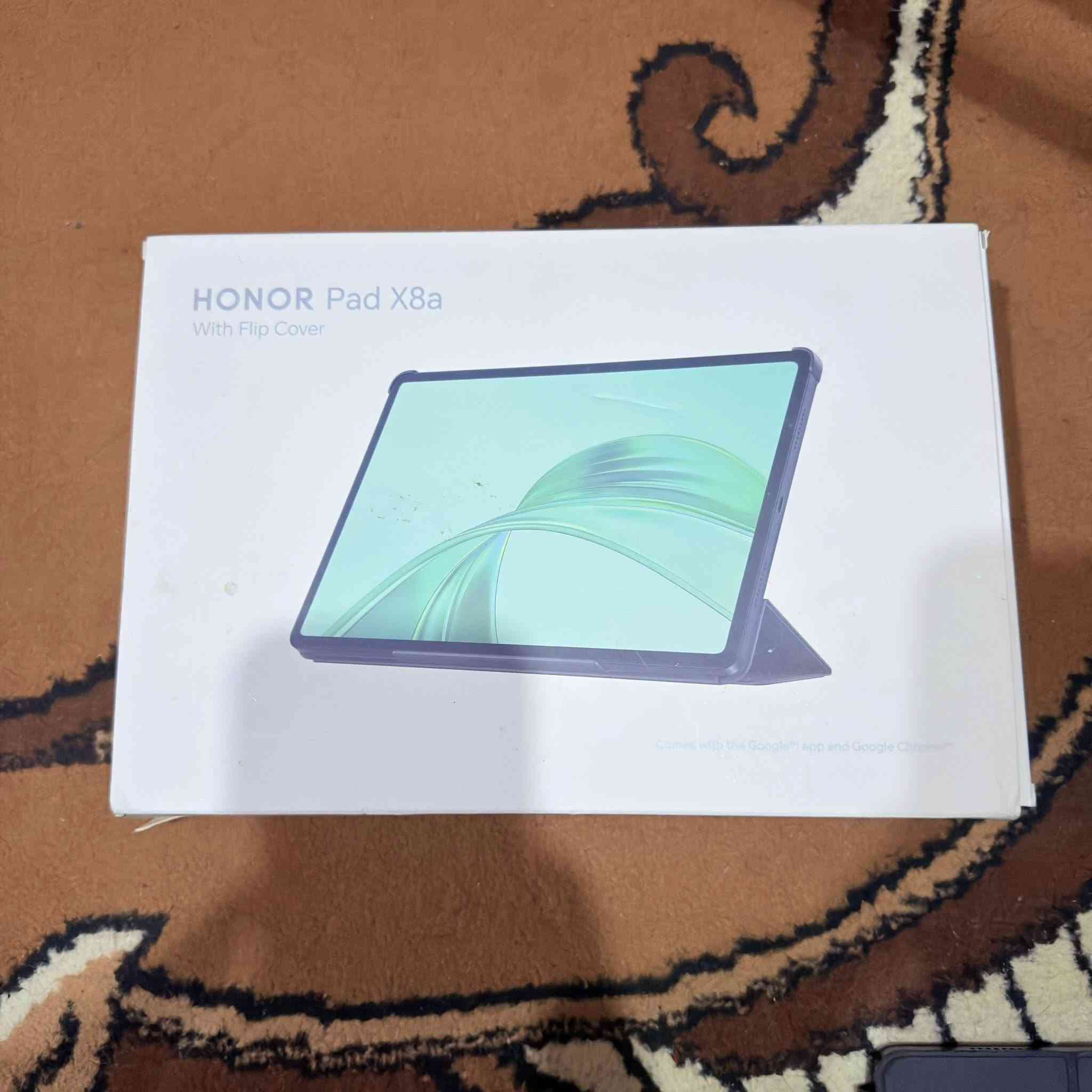 سلام عليكم من رخصت صاحب الاكروب ايباد هونر برو x8a الذاكره 128 المعالج 14 حجم البطاريه 8089 نضيف جدن غراضه كامله لزكه وحافضه وشاحنه الايباد استريو 4 سماعات السعر 250 وبي مجال مكاني كربلاء ***********
