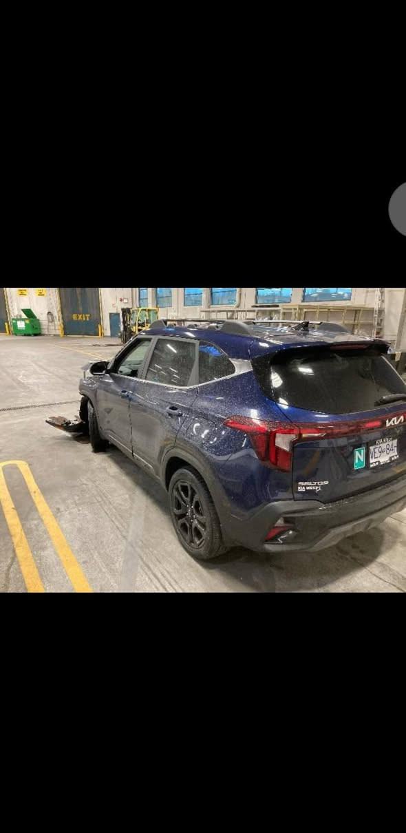 كيا ستلوس للبيع موديل 2024 ماشية 15 الف ميل فول مواصفات بغداد باسمي للاستفسار
***********
***********
