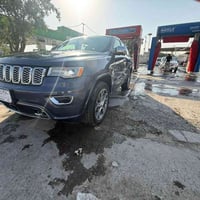جيب كراند شيروكي اوڤرلاند  محرك 3600وارد امريكي للبيع 2021 ماشيه 89 ال...