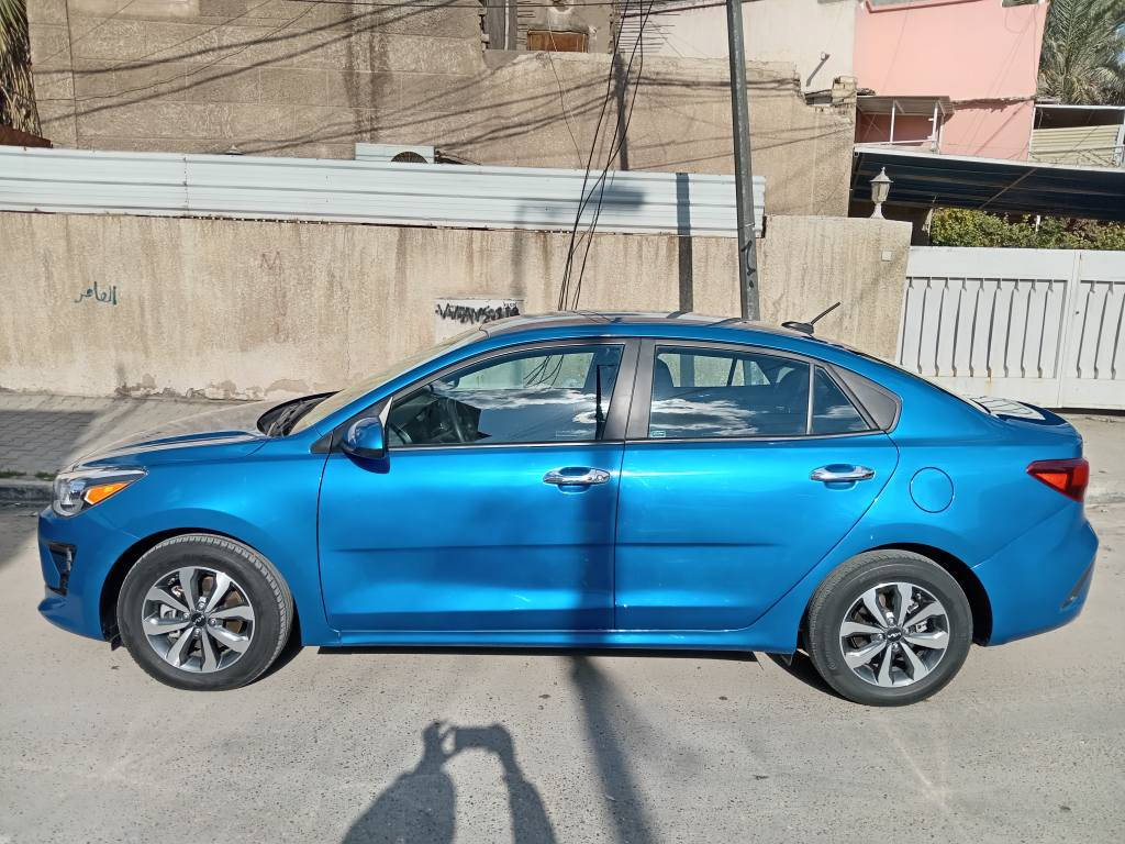 للبيع كيا ريو وارد أمريكي
بسمي السياره 
مكاني بغداد الاعظمية *********** 
صور الحادث مرفقه 
سعرها 132 وبي مجال حك جيتك 
الموديل: 2023

المحرك: 1600cc دوش 

الكير: 8 سرعات أوتوماتيك

المسافة المقطوعة: 24 ميل 

المواصفات:
• تشغيل بصمة ✅
• شاشة كبيرة ✅
•مدخل يواسي بي✅
 تحكم كامل من الستيرن ✅
• لايت LED عدسة ✅
كشافلت امامي✅
• يدات نيكل ✅
• ويل كب ✅

📌 الحالة:
السيارة جديدة بوضع الشركة
إيرباك كشن السائق وبردة فقط. بغداد, العراق
